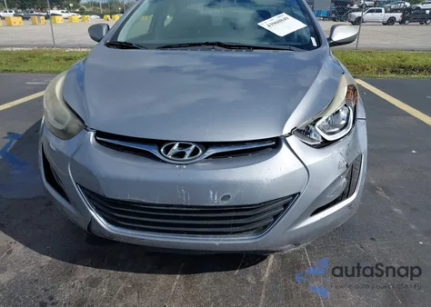 2016 Hyundai Elantra Se z USA, uszkodzony, nr VIN 5NPDH4AE5GH670166